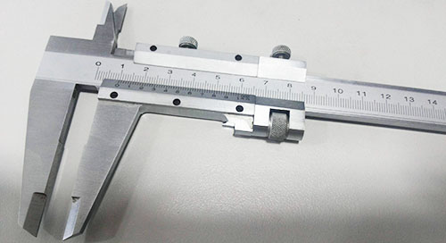 游標卡尺的校準方法和過程